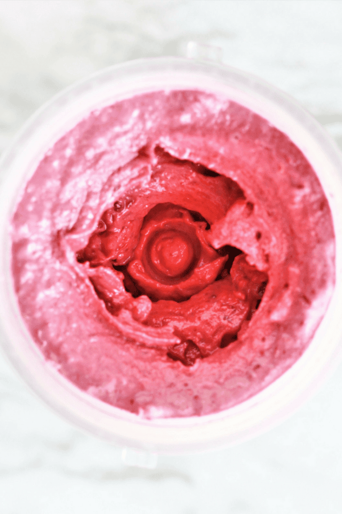 Vegan Raspbery Almond Butter Smoothie Bowl