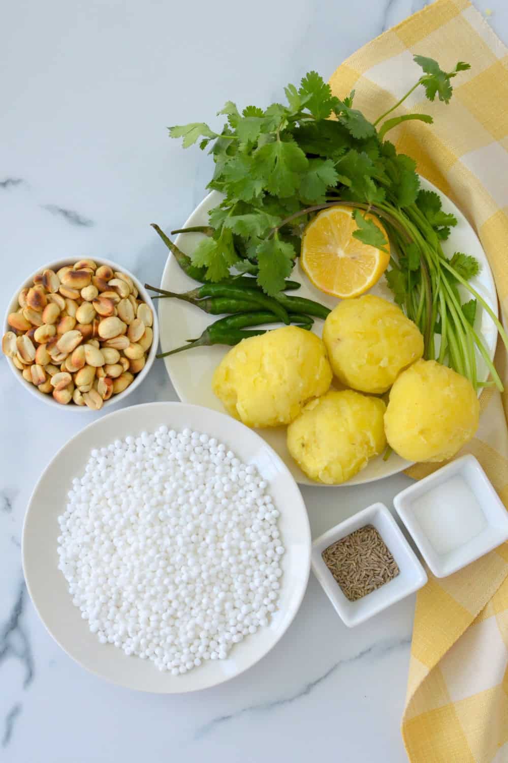 Ingredients for making fried Sabudana Vada